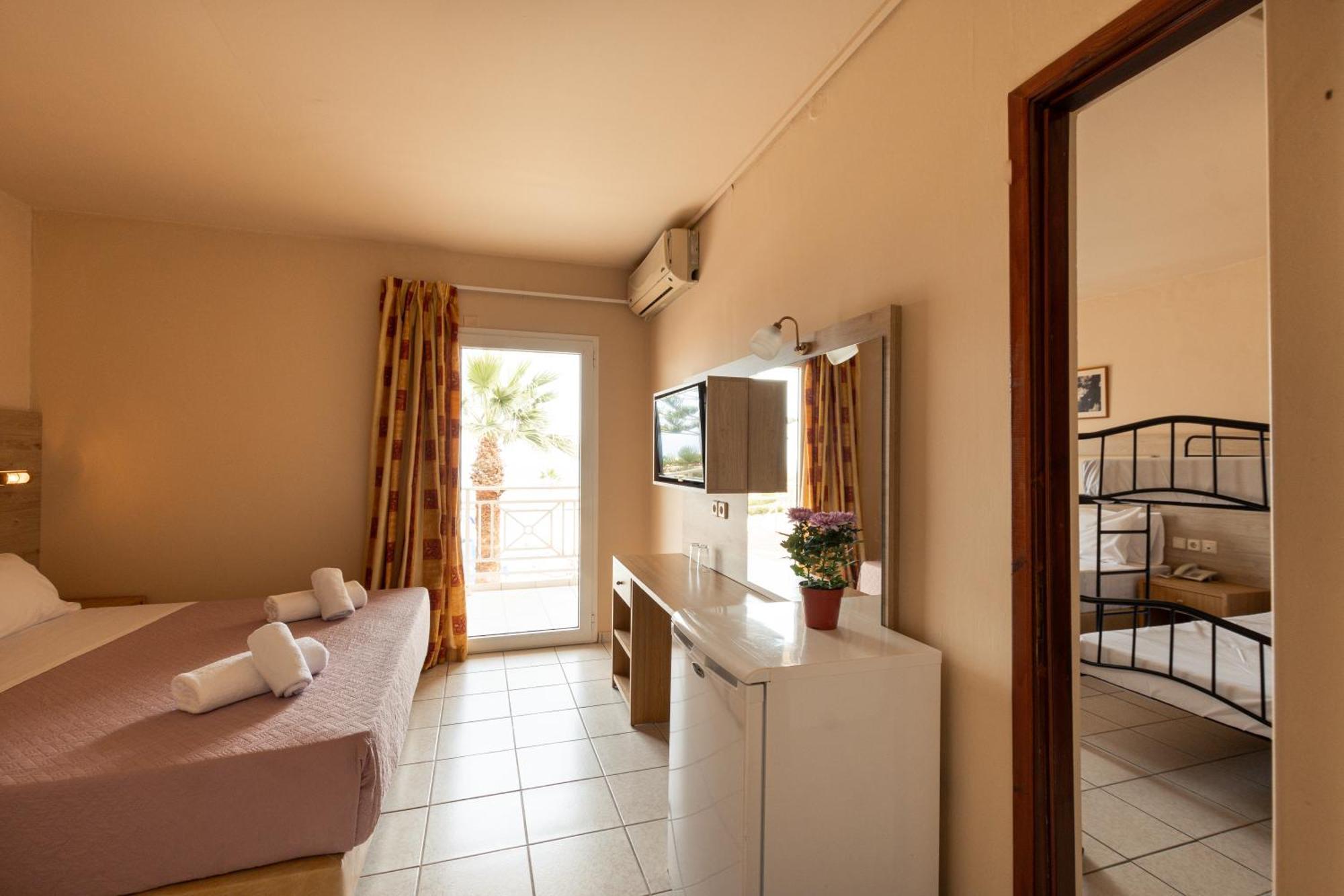 Aqua Sun Village Limenas Chersonisou Exterior foto